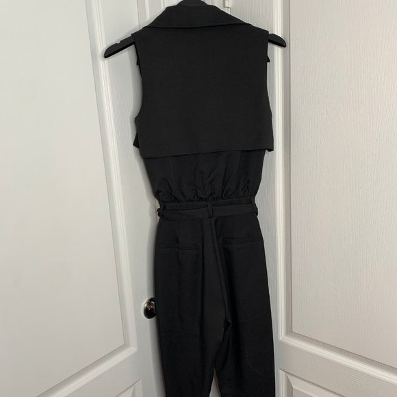 Black V-Neck Tie Waist Jumpsuit - Picture 5 of 7
